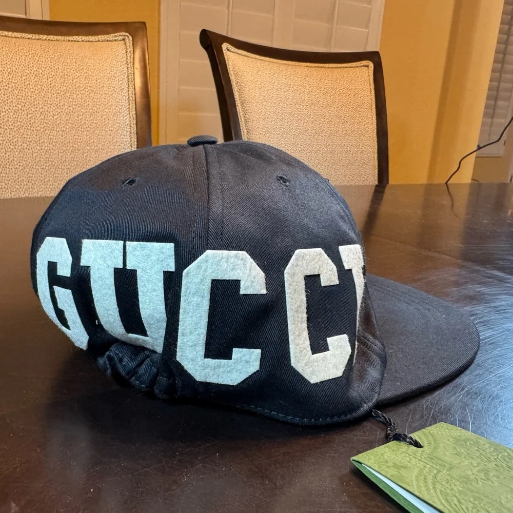 New Gucci Logo Black White Baseball Hat Size XL